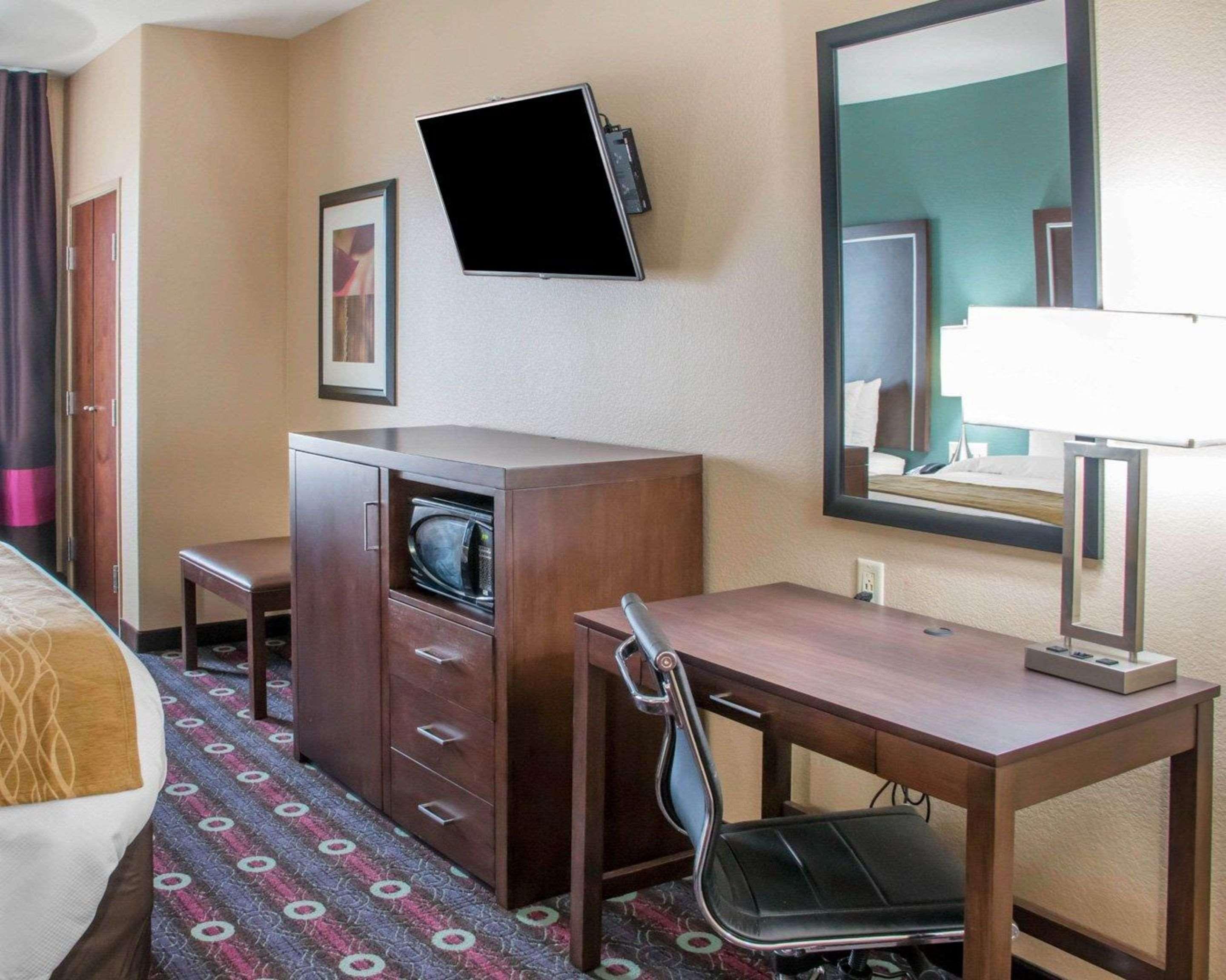Comfort Inn & Suites Сан Маркос Экстерьер фото