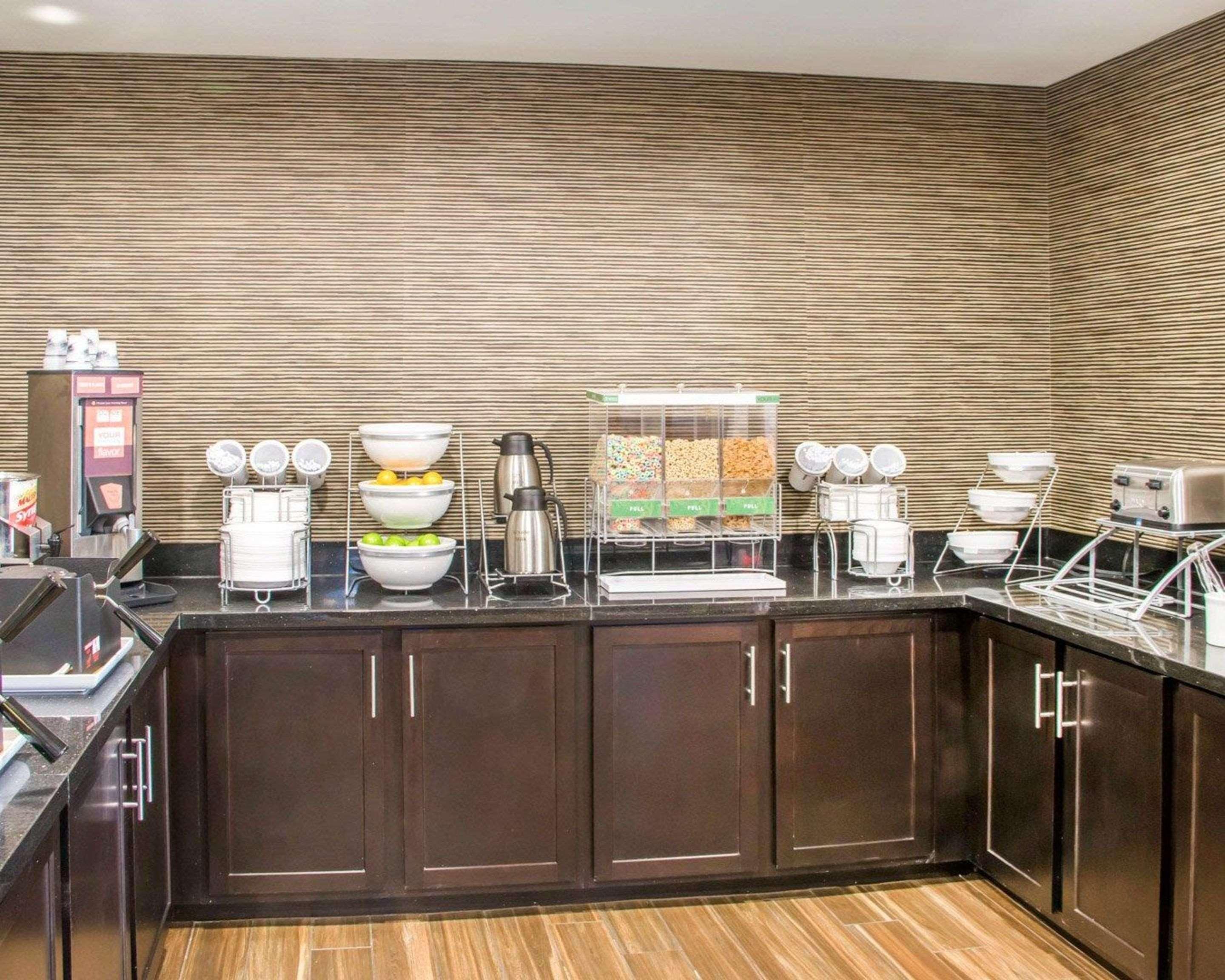 Comfort Inn & Suites Сан Маркос Экстерьер фото