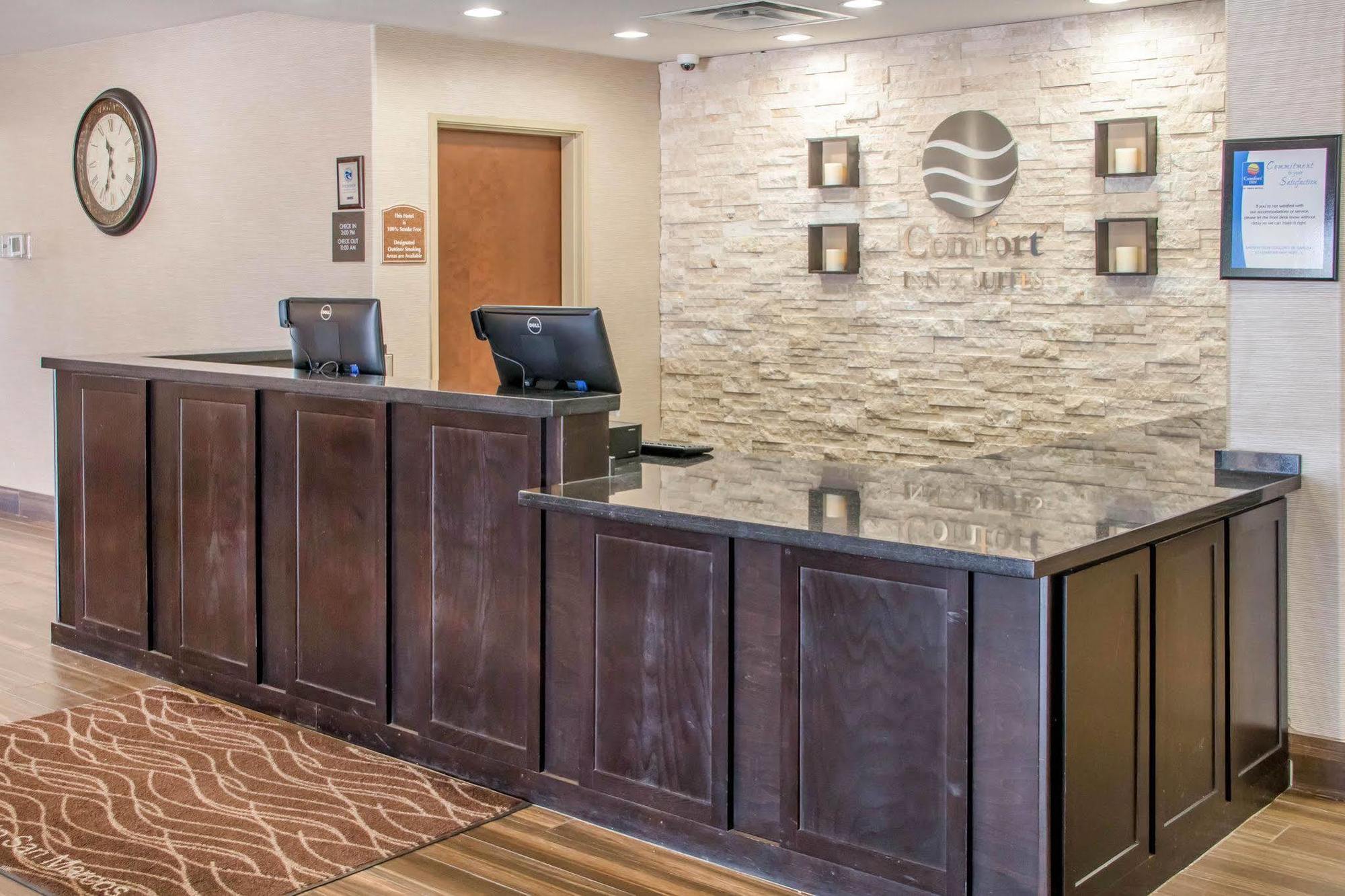 Comfort Inn & Suites Сан Маркос Экстерьер фото