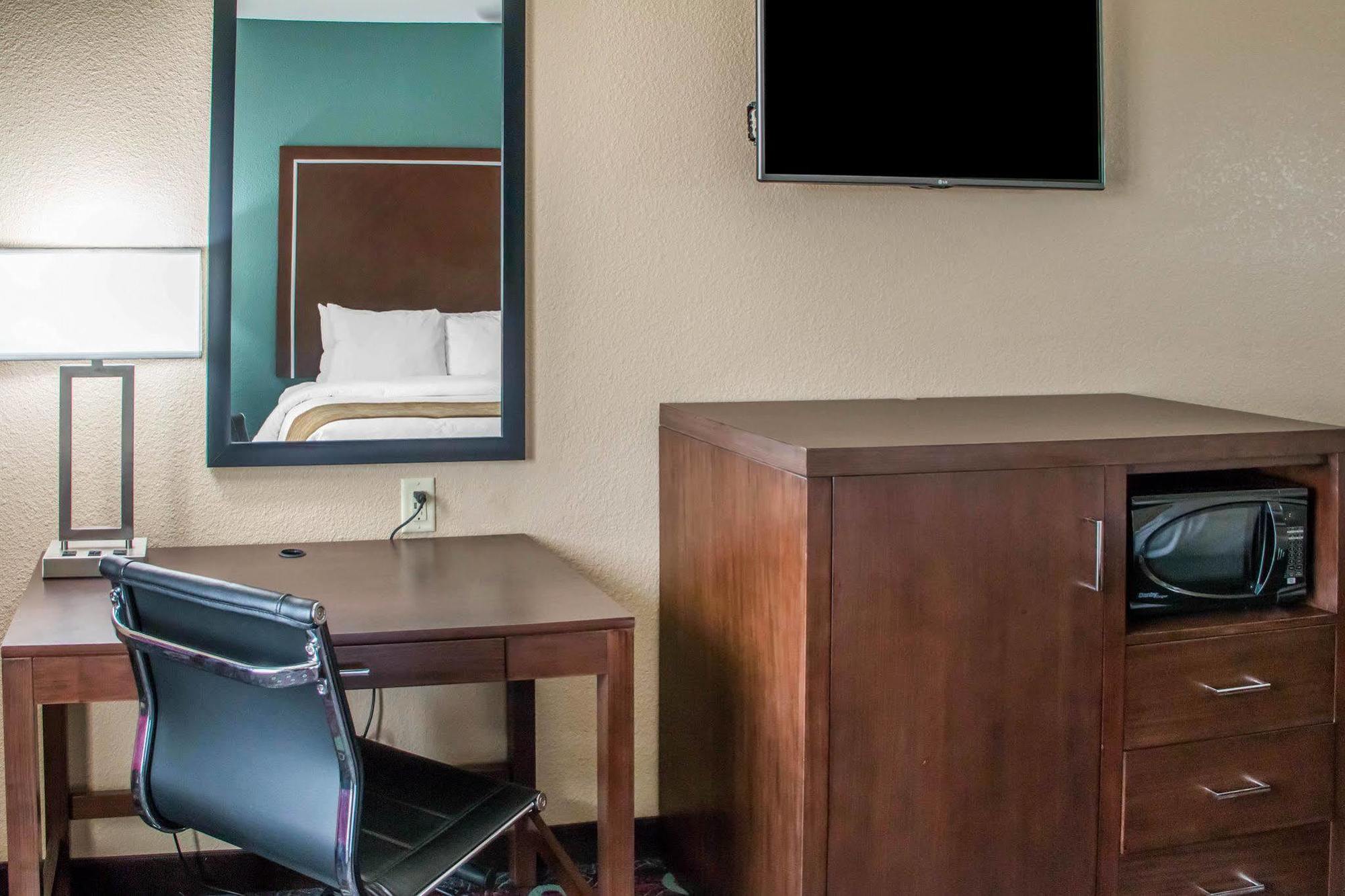 Comfort Inn & Suites Сан Маркос Экстерьер фото